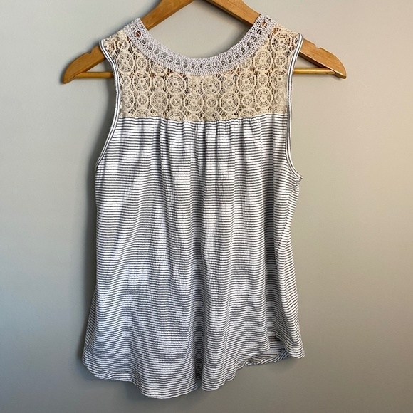 Maeve by Anthropologie Women's White/Stripe Lace Neck Sleeveless Top Size Medium - Picture 4 of 11